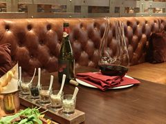 -恰餐厅及酒吧 CHAR Bar & Grill (北京丽都皇冠假日店)