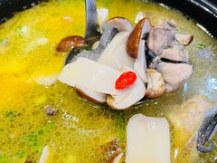 松茸鸡汤-妈妈的味道(和顺古镇店)