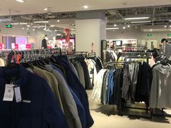 -唯品会(北京国瑞城店)