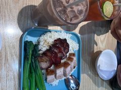 -滋味满屋美食坊(上海街店)