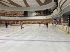 -冠军冰场CHAMPION RINK(环球银泰城店)