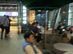 -星巴克(七宝领展广场1F店)