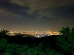 -鬼笑石后山停车场