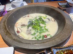 -咕嘟草帽鱼·牛奶一样的鲜鱼汤(包河万达广场创始店)