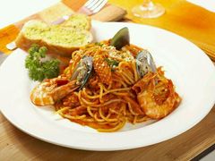 意大利海鲜面-玛格丽特现烤披萨(中润时代广场店)