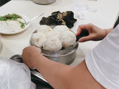 -胡成记口蘑龙眼包子(盐道街店)