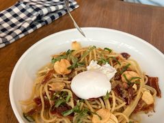 -ROAST coffee & eatery