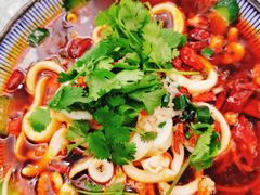 水煮鲜鱿鱼-南海迎宾馆·经典南海菜