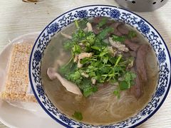 -叶新小吃店(来凤小区总店)