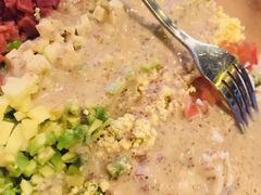 彩虹沙拉-临界音乐酒馆·小龙虾·江湖菜(华熙LIVE·鱼洞店)