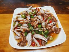 -臻鲜燕海鲜融合餐厅(金陵style店)