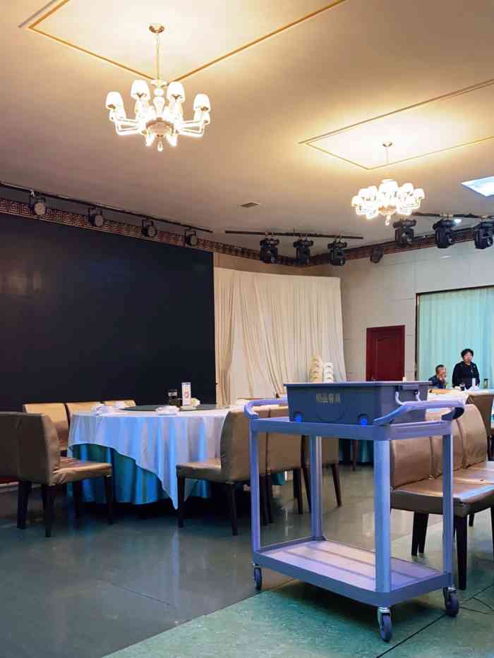 吉日格勒(京原路店)-"吉日格勒的饺子馆【环境】地方比较大,饺.