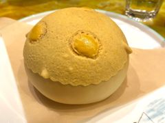 领鲜菠萝包-领鲜天下·焗海鲜·花胶鸡(天目里店)