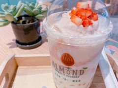 -杏甜品(尖沙咀加拿分道店)