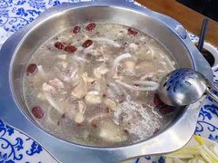 -范饭椰林川湘味海鲜·椰子鸡(三亚湾椰梦长廊店)