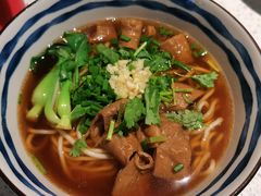 腌菜肥肠面-食之六七·面(朝阳大悦城店)