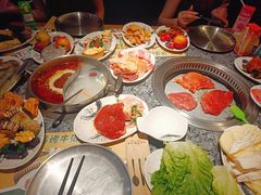 -阪尚皇·原切牛排·烤肉火锅自助(北京路店)