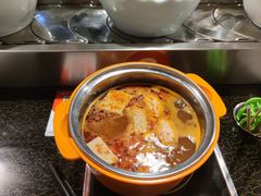 -轩于鲜旋转自助小火锅(新之城购物广场店)