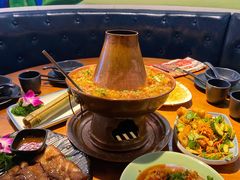 纳西烤山猪-觅山云南菜(泊富ICITY店)