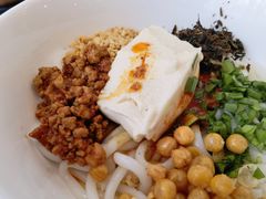 豆花拌米线-蝴蝶泉宾馆-中餐厅