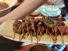 -川流不息·地道川菜·小龙虾(新松江路店)