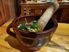 -老滇山寨•云南特色菜•地方菜•民族风情歌舞表演(金碧店)