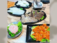 -销魂美蛙鱼头火锅(上海首店)