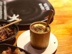 -何师烧烤·香辣蟹·川菜·30年老品牌(太古里旗舰店)