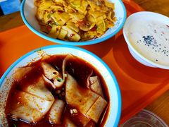 流金宽粉-中阿兰牛肉面(悦海新天地店)