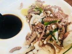 -天桥饭店·特色海鲜(金山嘴渔村店)