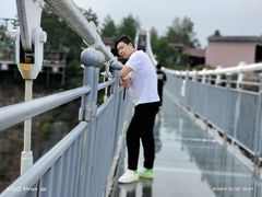 -玻璃桥景区石牛寨