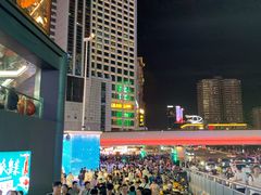 -黄兴南路步行商业街