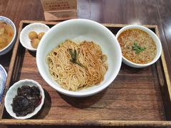 -蟹上黄·蟹黄面·江南糖水(人民广场店)