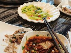 -老船舫·现做活鲜鱼馆(东郊记忆店)