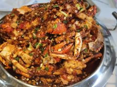 -凤凰路何眼镜香辣蟹(花果园店)