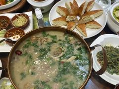 -老铺人家酒店(紫荆名流店)