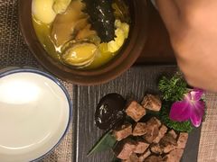 河豚佛跳墙-肆月河豚·新淮扬(金融街店)