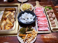 -东巴婆婆云南鱼豆花火锅(大东门店)