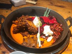 -四小区火锅·巷子里的重庆火锅(花照壁店)