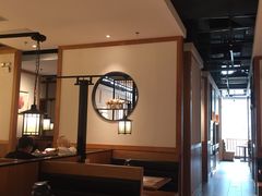 卡座-江渔儿酸菜鱼·拔草餐厅(虎门君乐汇店)