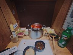 -独食火锅·半米屋台(望平街店)