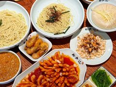 -裕兴记•蟹黄面馆(人民广场店)