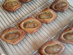 -VERIE BAKEHOUSE