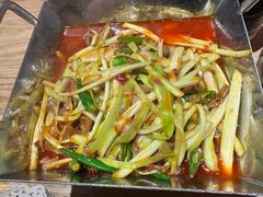 -川堂风·跷脚牛肉·乐山爆炒(宝山日月光店)