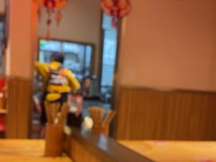 -陇上秦轩西安biangbiang面(EFC欧美金融商业城店)