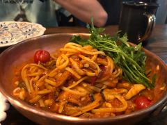 -I HOLIC艾豪丽披萨(KKone店)