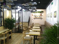 大堂-两勺子一碗口水鸡拌面