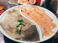 -红九格老火锅(三峡广场店)