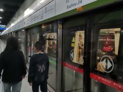 -北京大学东门(地铁站)