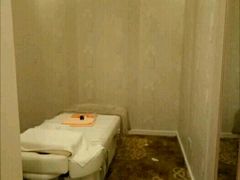 -爱的果实月嫂育婴师(世纪东方店)